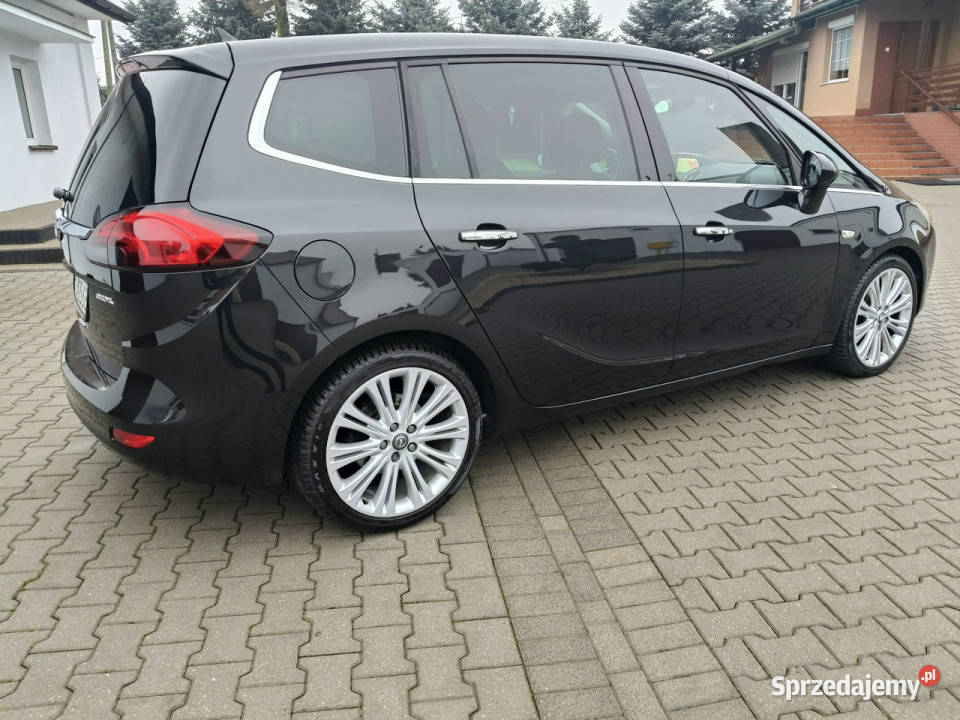 Opel Zafira 14Turbo Benz 7 światła przeciwmgielne łódzkie Kutno sprzedam