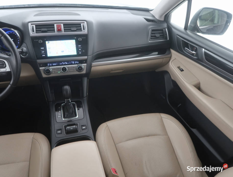 Subaru Outback 25 i łopatki zmiany biegów