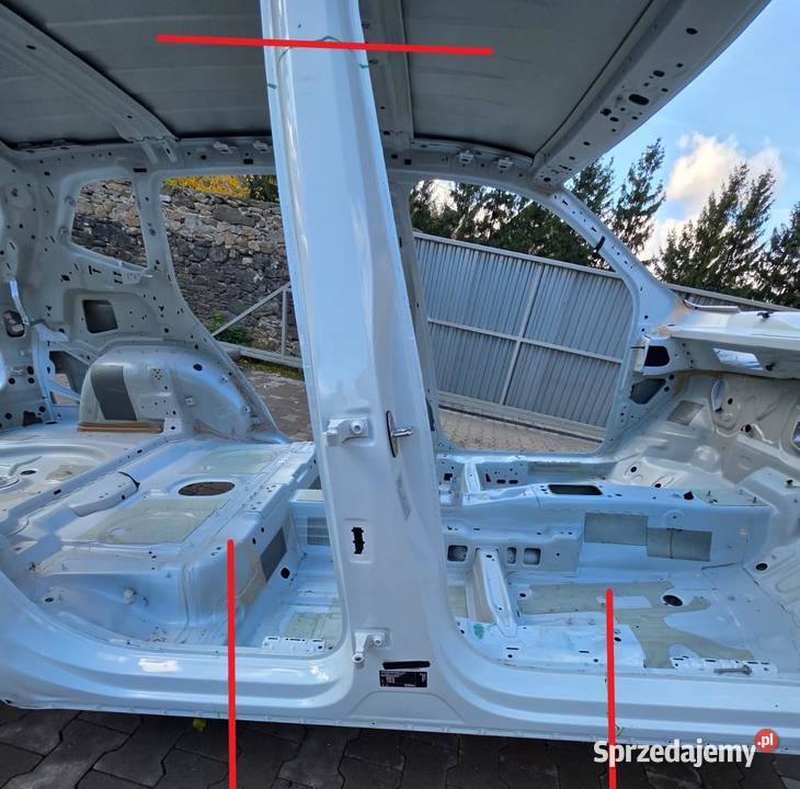 VW TIGUAN II ALLSPACE SŁUPEK PRAWY LC9A