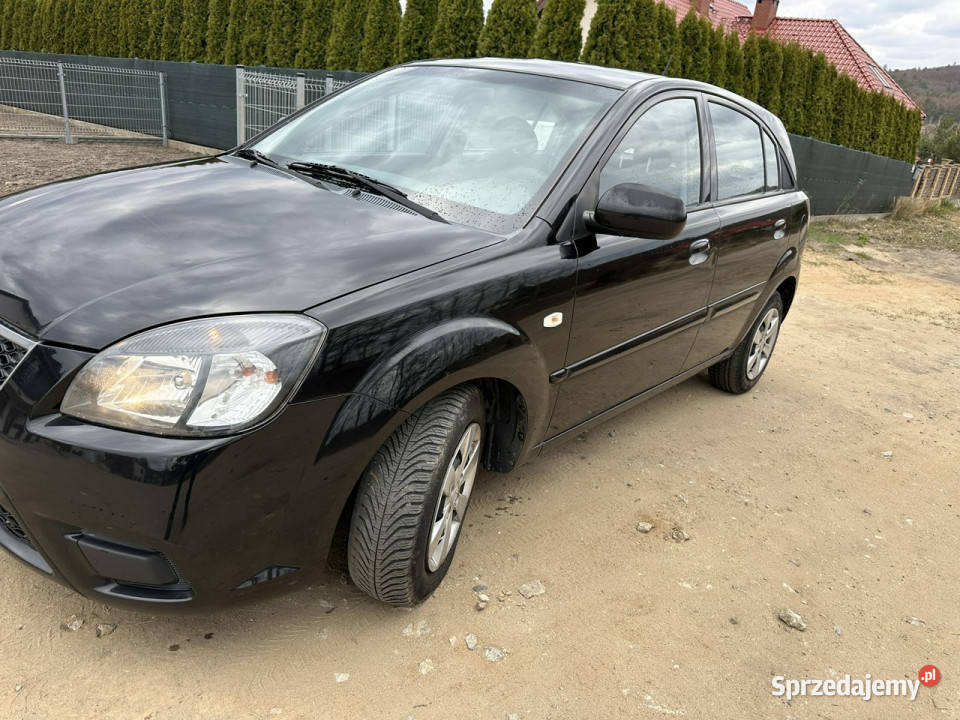 Kia Rio Benzyna klimatyzacja opony wielosezonowe benzyna Wejherowo