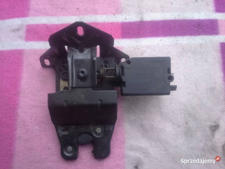 BMW E39 zamek klapy tył kombi Rok produkcji 1998 sprzedam