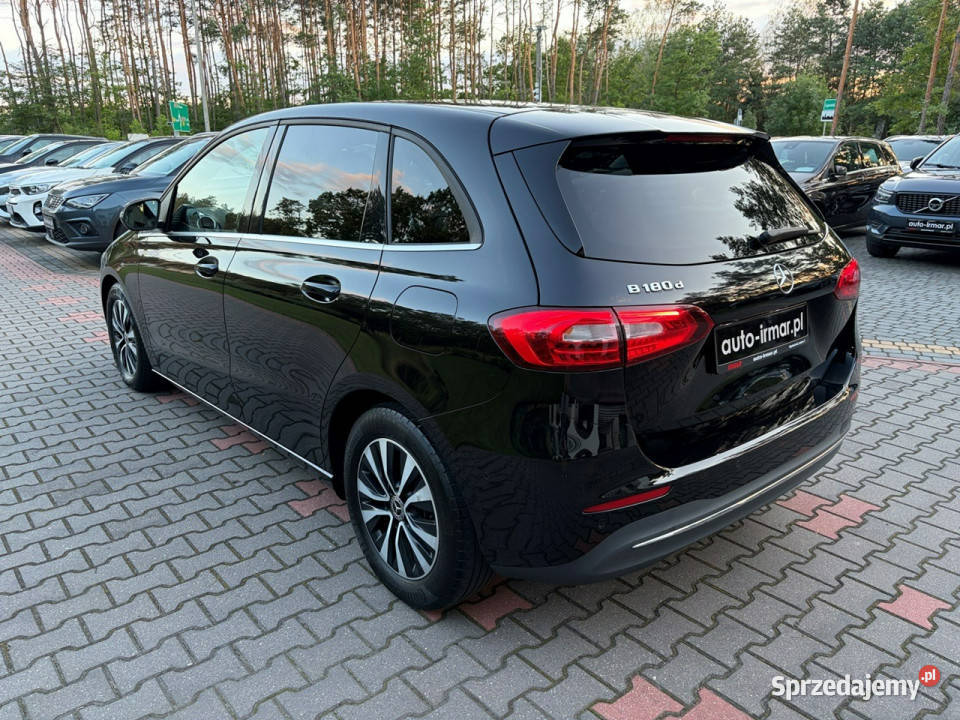 Mercedes B 180 Automat Półskóry Kamery CarPlay klimatyzacja mazowieckie Lipówki