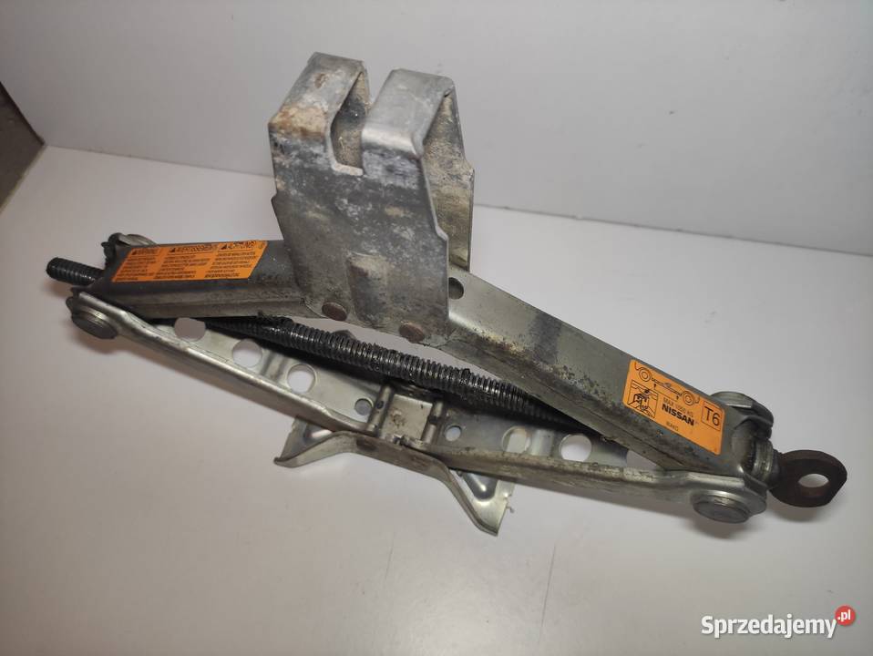 Lewarek T6 do Nissan xtrail 1050 sprzedam