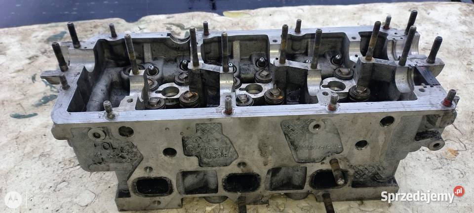 Głowica silnika 25 TDI strona prawa Audi Głowice cylindrów Lubin