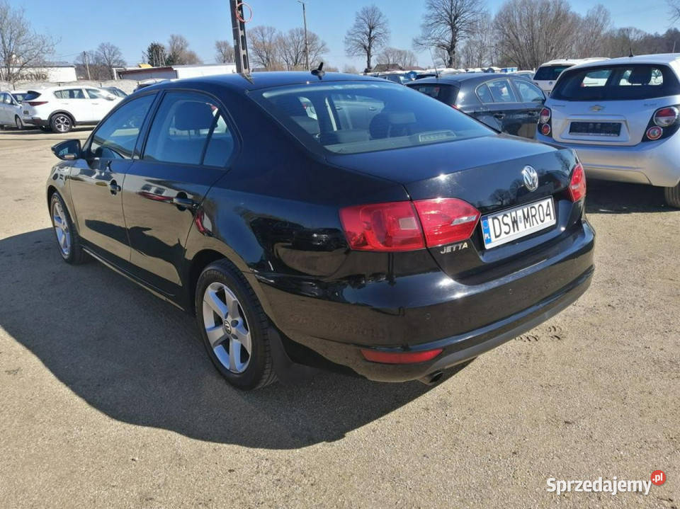 Volkswagen Jetta 16 105 klima elektryka zadbany Strzegom