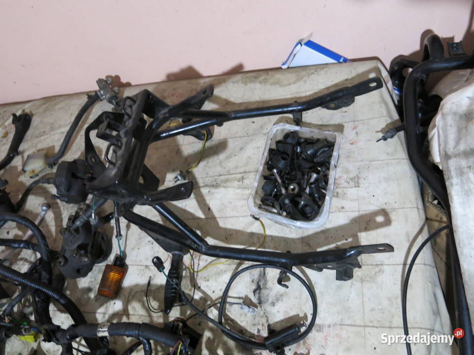 Części Suzuki GSX 750 F całość Słupsk