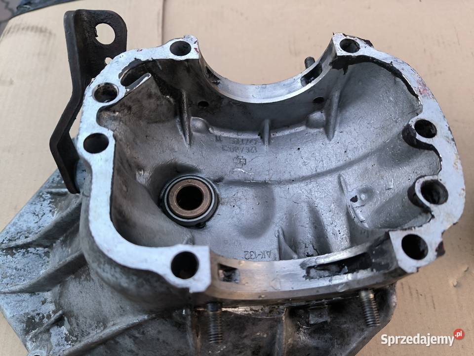 Fiat 126p obudowa skrzyni biegów podkarpackie Stalowa Wola sprzedam