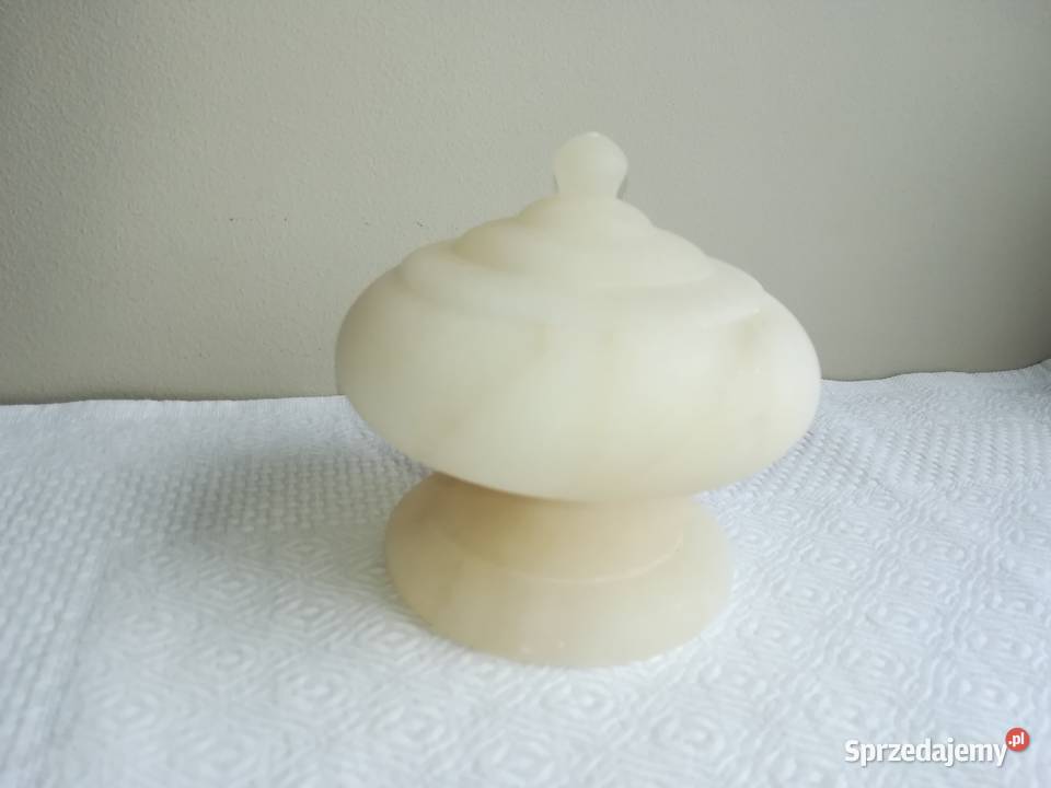 alabaster alabastrowe puzderko biżuteria cudo Gdańsk