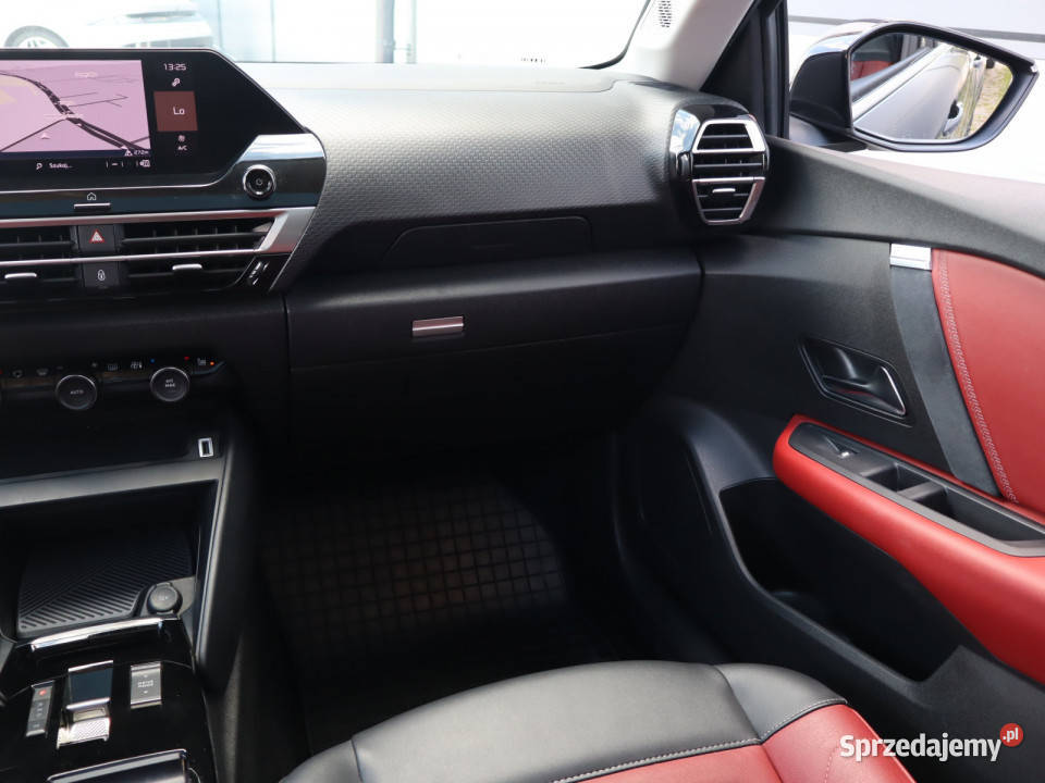 Citroen C4 12 PureTech 1199cm3