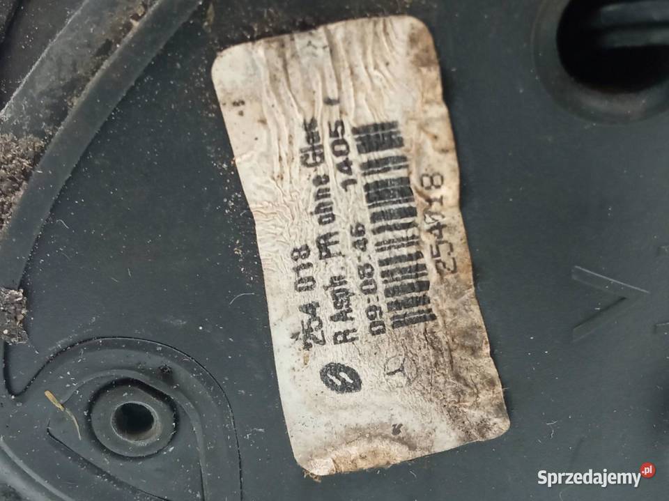LUSTERKO PRAWE 13PIN EUROPA LIFT MercedesBenz