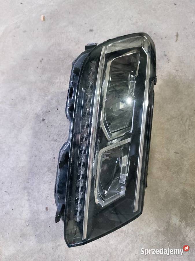 LAMPA PRZEDNIA PRAWA PRZÓD FULL LED 5NB941036D Lampy przednie Iwanowice sprzedam
