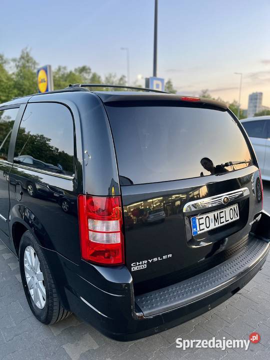Chrysler Grand Voyager 28 CRD 2010 Stan mocno Piaseczno