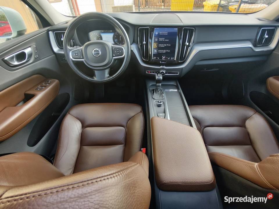 Volvo XC60 T5 AWD sprzedam