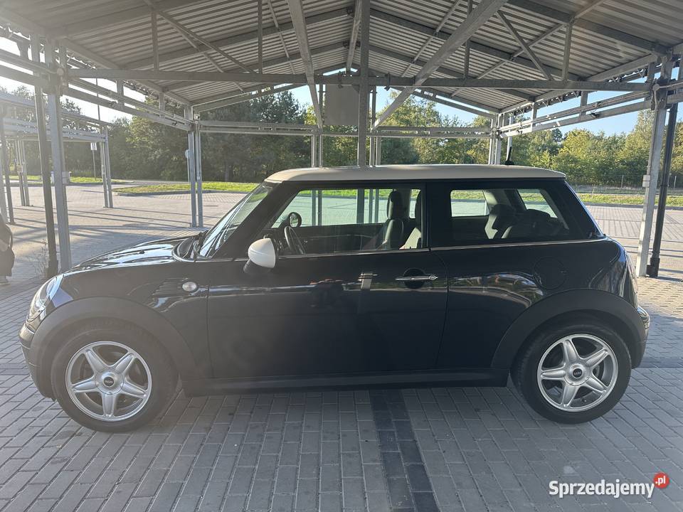 Mini Cooper 16 2009 r świetny stan Nowa Sarzyna