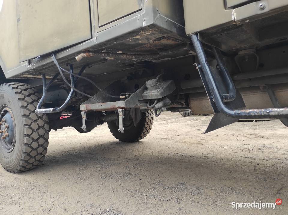 Iveco Model 40E12WM karetka stan z wojska Ostrowiec Świętokrzyski