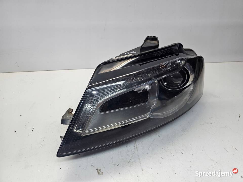 REFLEKTOR LEWY XENON LED AUDI A3 8P LIFT Przystajń sprzedam