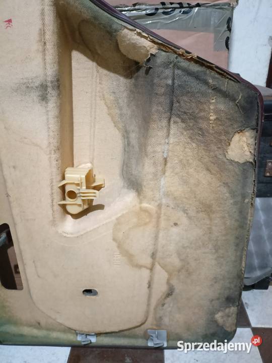 Mercedes 190 W201 boczki drzwiowe tapicerka Skarżysko-Kamienna