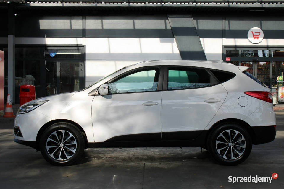 Hyundai ix35 BezwypadkowyPREMIUMBogata wersja światła do jazdy dziennej ix35 Gliwice
