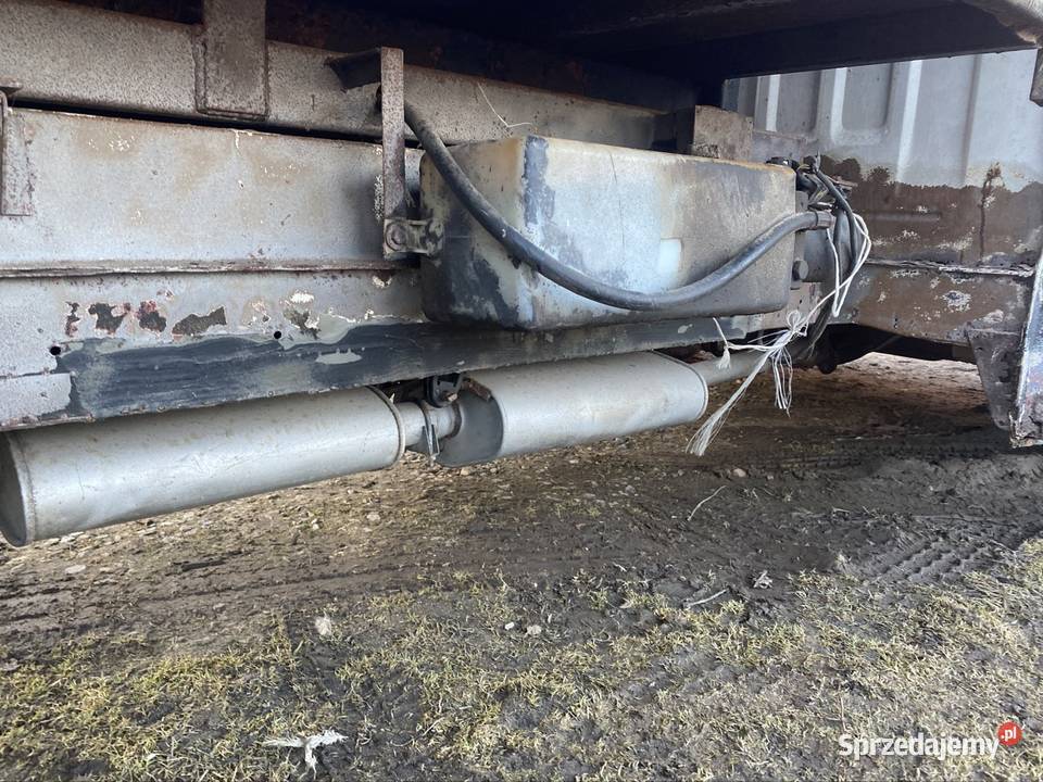 Sprzedam wywrotkę Rok produkcji 1995 Bodzentyn sprzedam