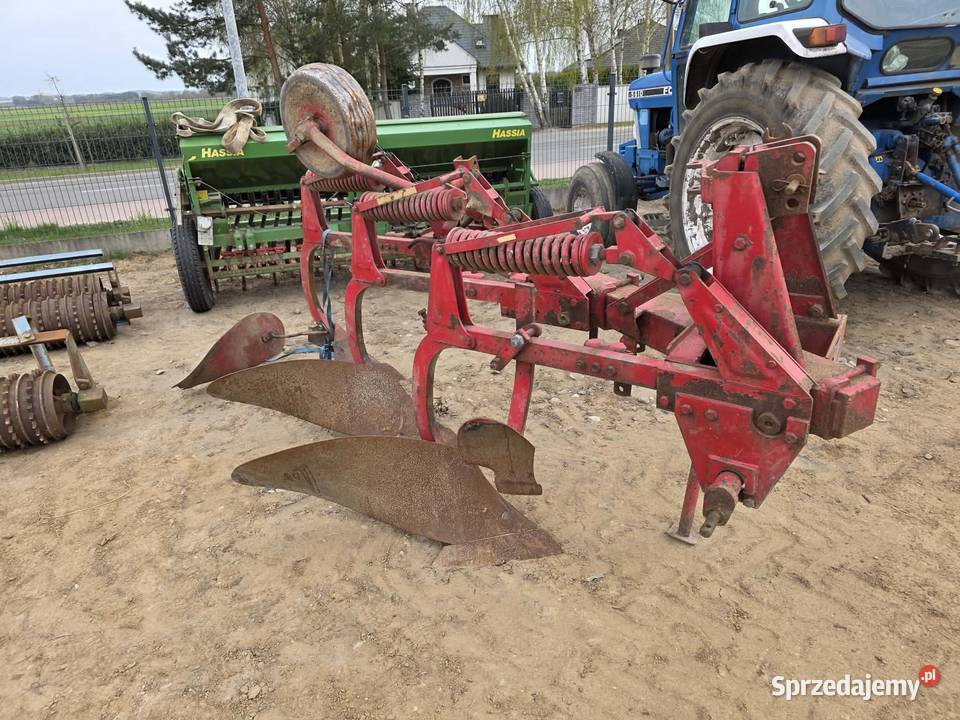 Pług skjold 3 skibowy zagon uszkodzony