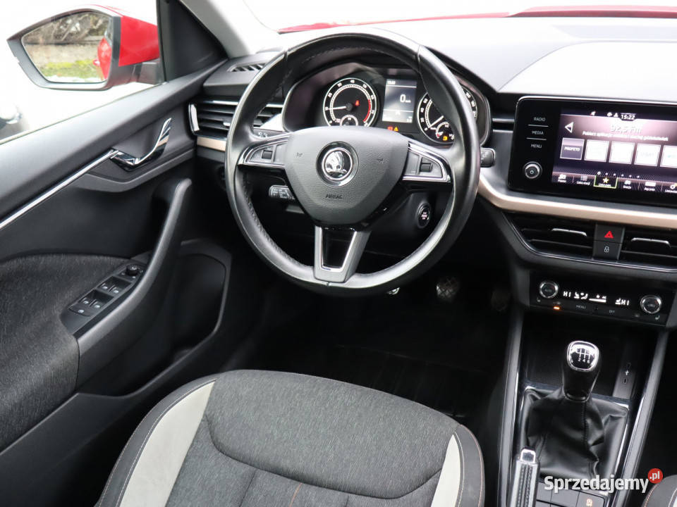 Skoda Kamiq 10 TSI światła do jazdy dziennej sprzedam