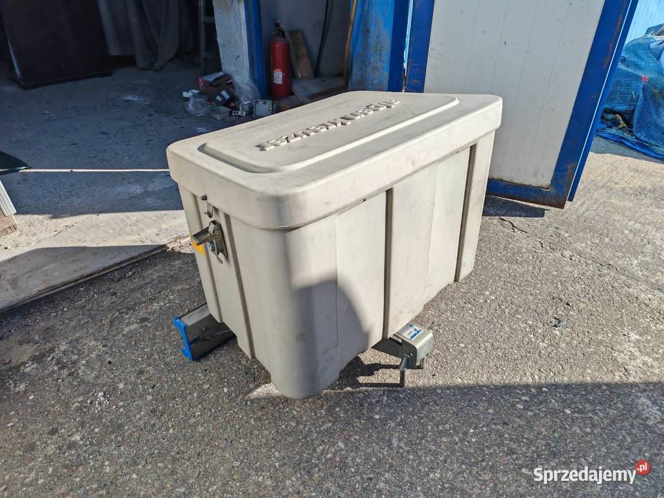 Box na hak holowniczy Osiniec