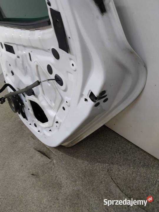 DRZWI PRAWE TYŁ DV369 Renault Clio IV 20122019 Rok produkcji 2013 świętokrzyskie