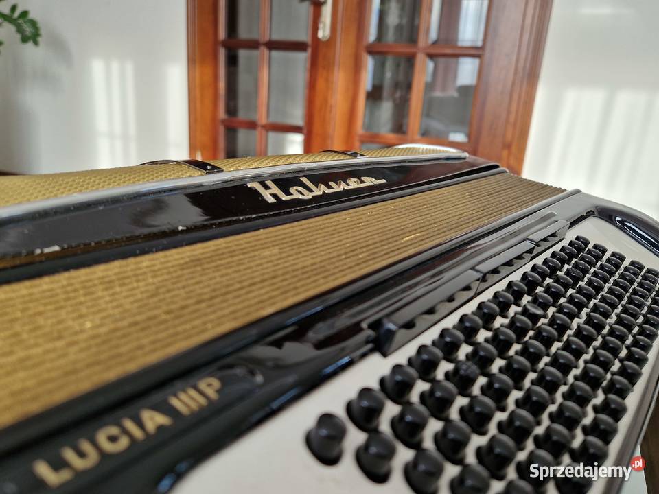 Sprzedam Akordeon HOHNER Lucia IIIP 96 basowy z mazowieckie Jasienica