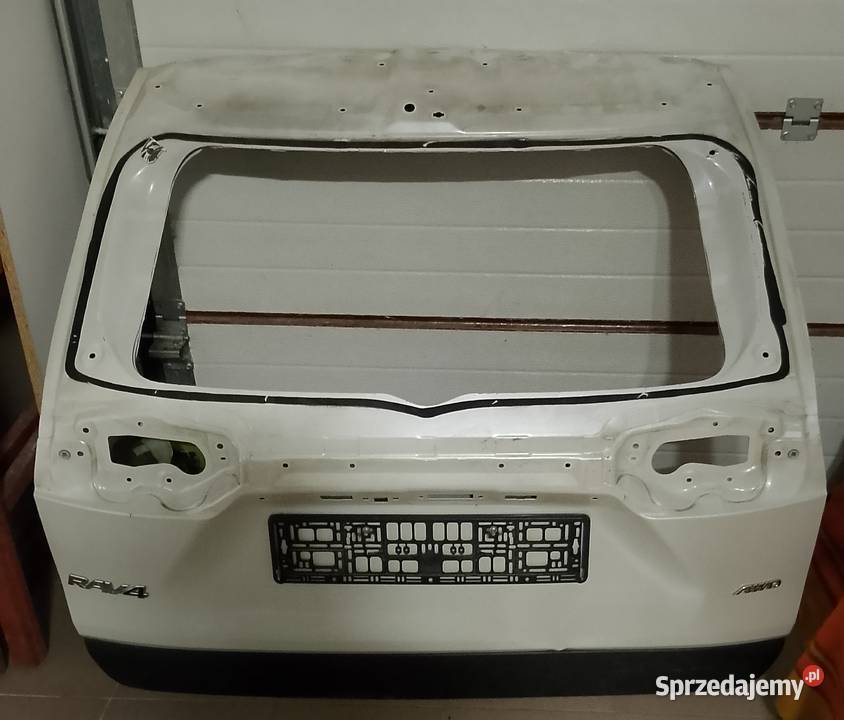 Tylna klapa bagażnika Toyota RAV4 IV rav 4 biała podkarpackie Rzeszów sprzedam
