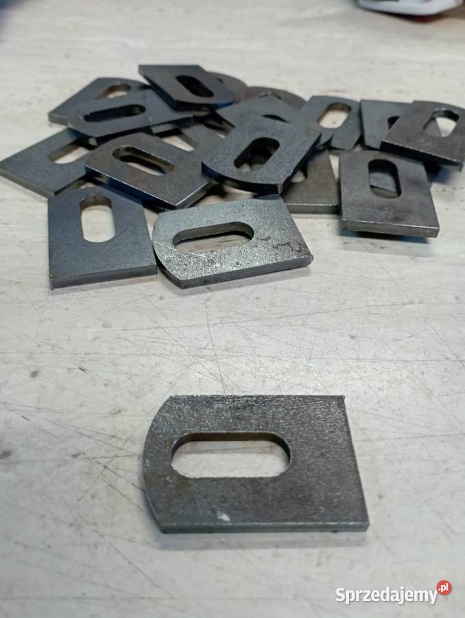 Uchwyt mocowanie uszko do przęseł 45x30x4 Hurt metal Włoszczowa