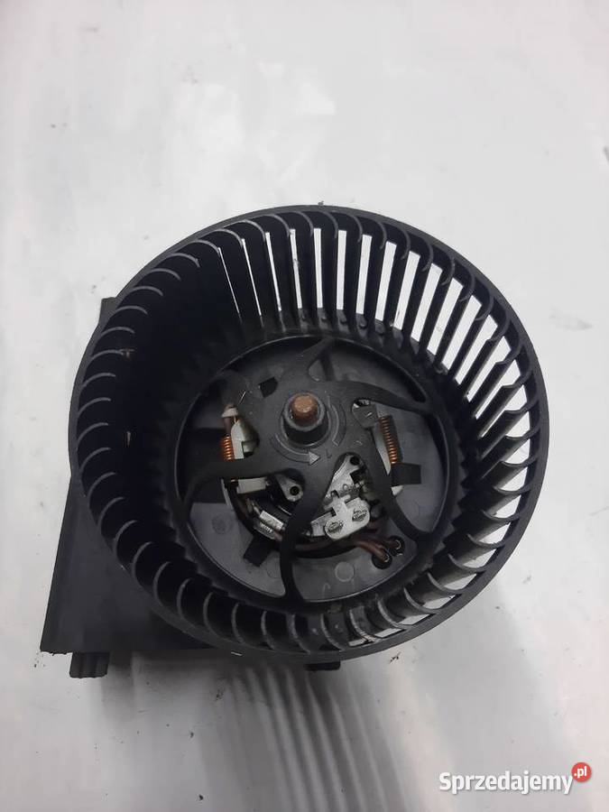 Seat Ibiza Vario wentylator dmuchawa wnętrza Ksawerów