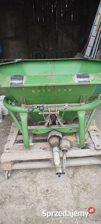 Rozsiewacz amazone 400 zae Bobrownickie Pole