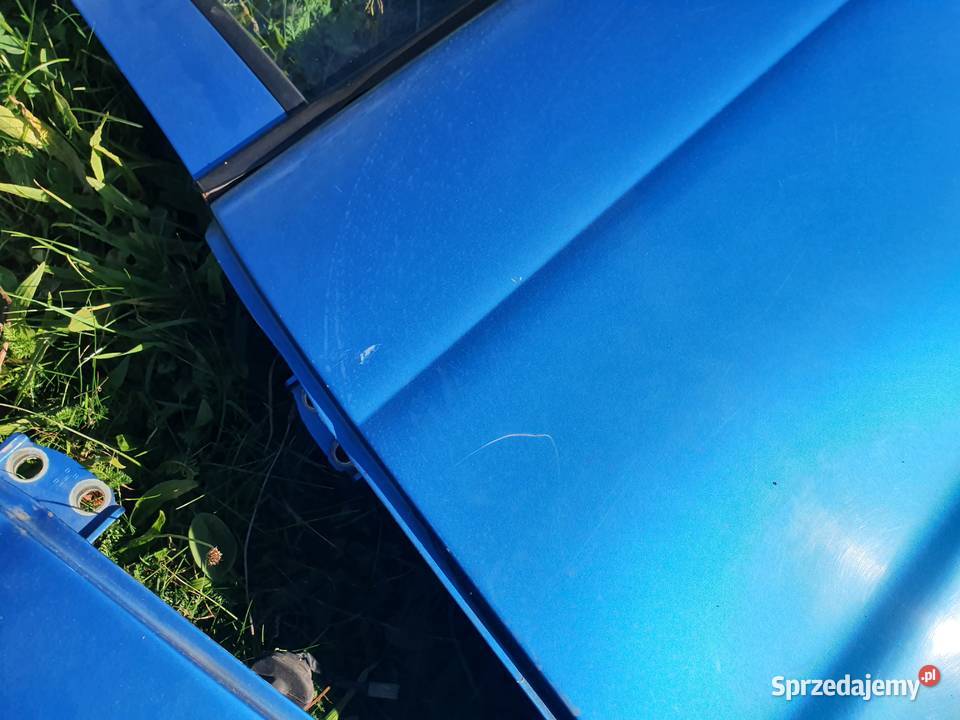 Drzwi tylne prawe lewe bez rdzy niebieskie Rok produkcji 2001 Drzwi Motoryzacja Kraków