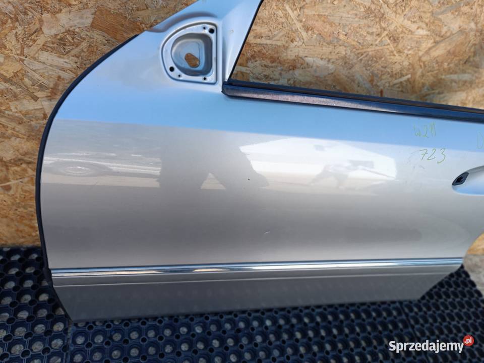 MERCEDES W211 723 DRZWI PRZÓD LEWY LEWE Słowikowo sprzedam