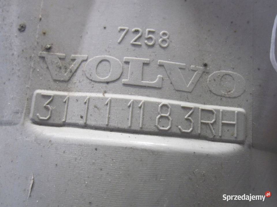 VOLVO XC90 I LIFT 10r halogen prawy 31111183