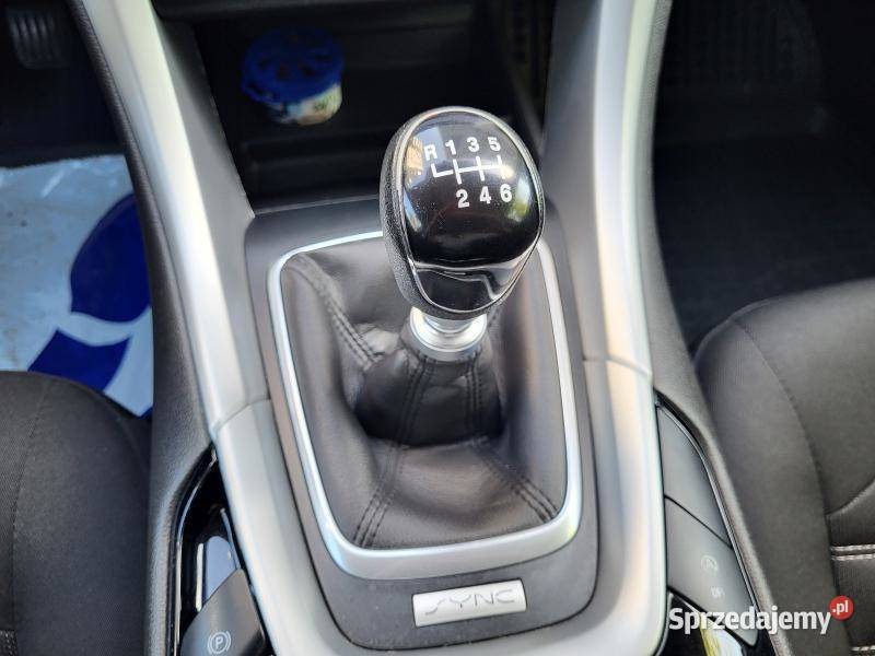 15l benzyna 160 Bezwypadkowy Salon ASO Forda Warszawa