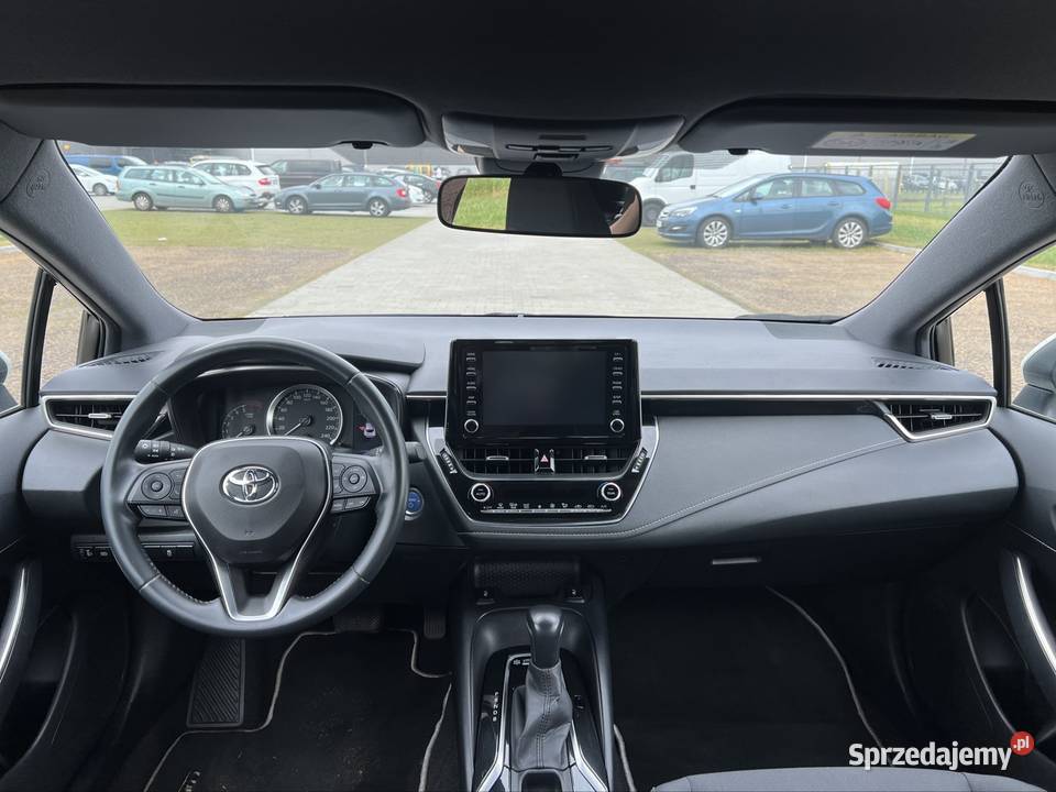 Toyota Corolla Hatchback 18 Hybrid 2020 Idealny Brwinów sprzedam