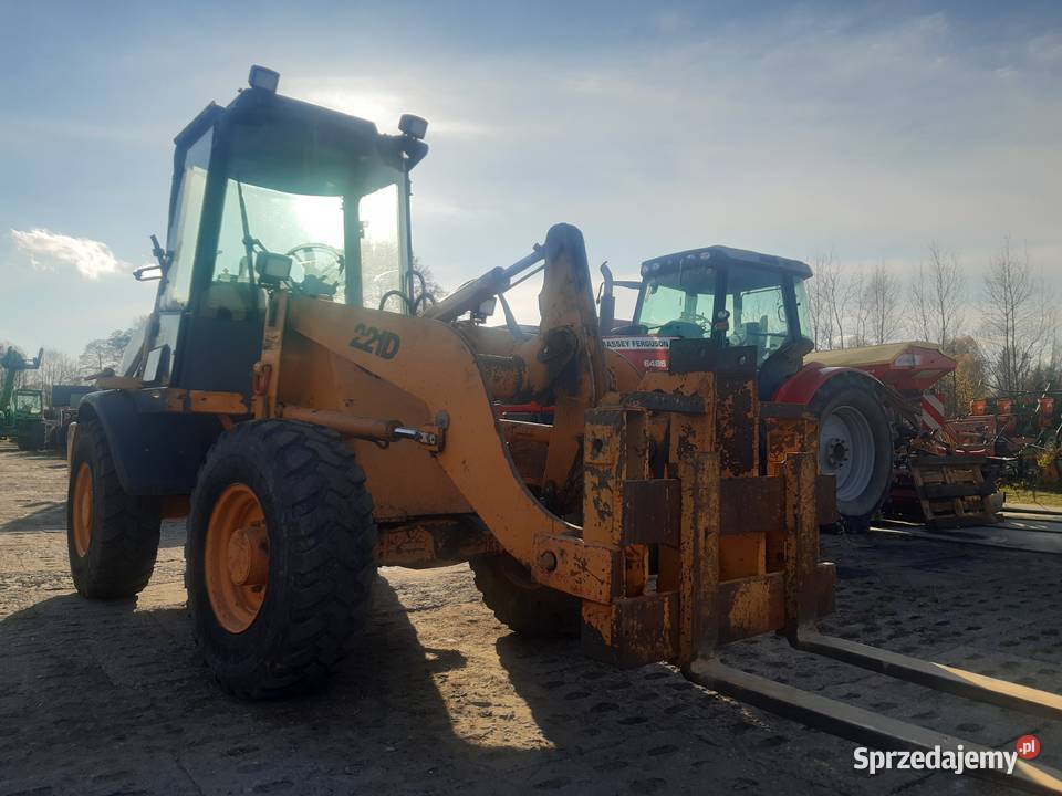 Case 221D ładowarka przegubowa Zaklików