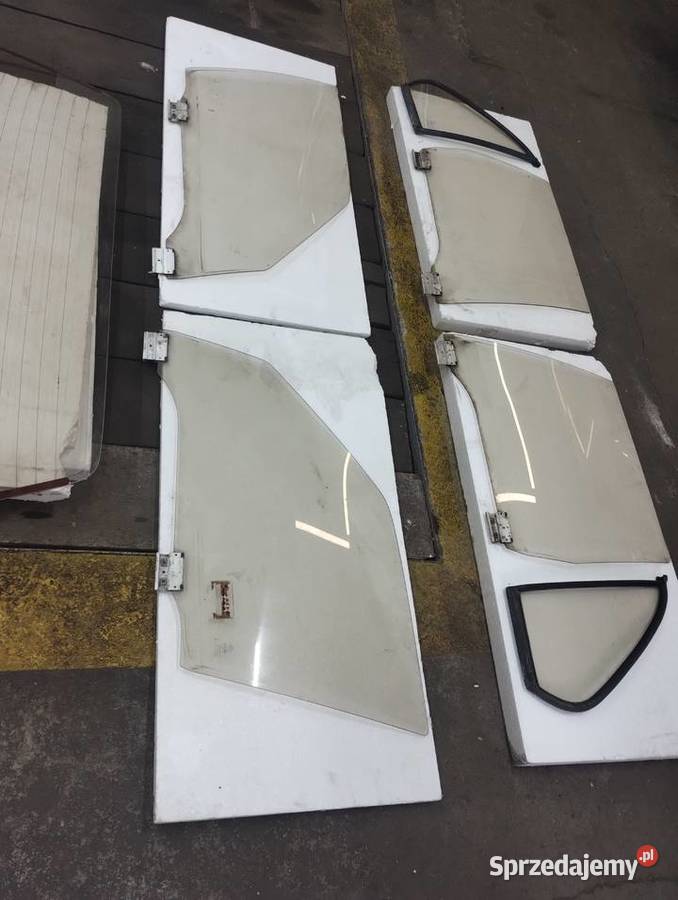 BMW e30 sedan brązowe szyby Częstochowa