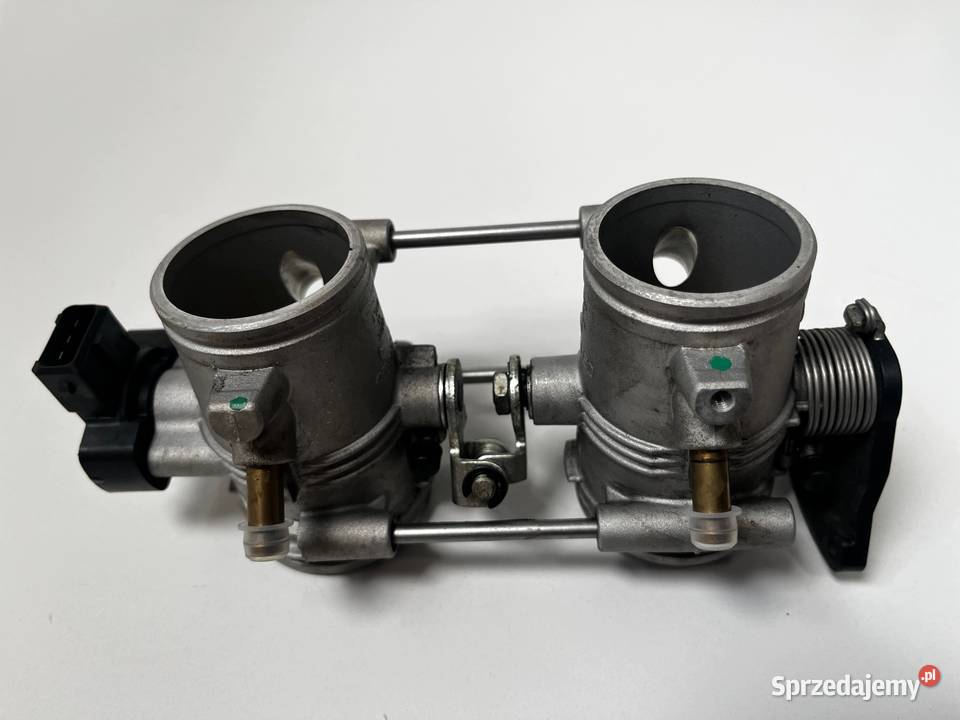 BMW K72 F 650 GS F 800 GS Przepustnica 7717979