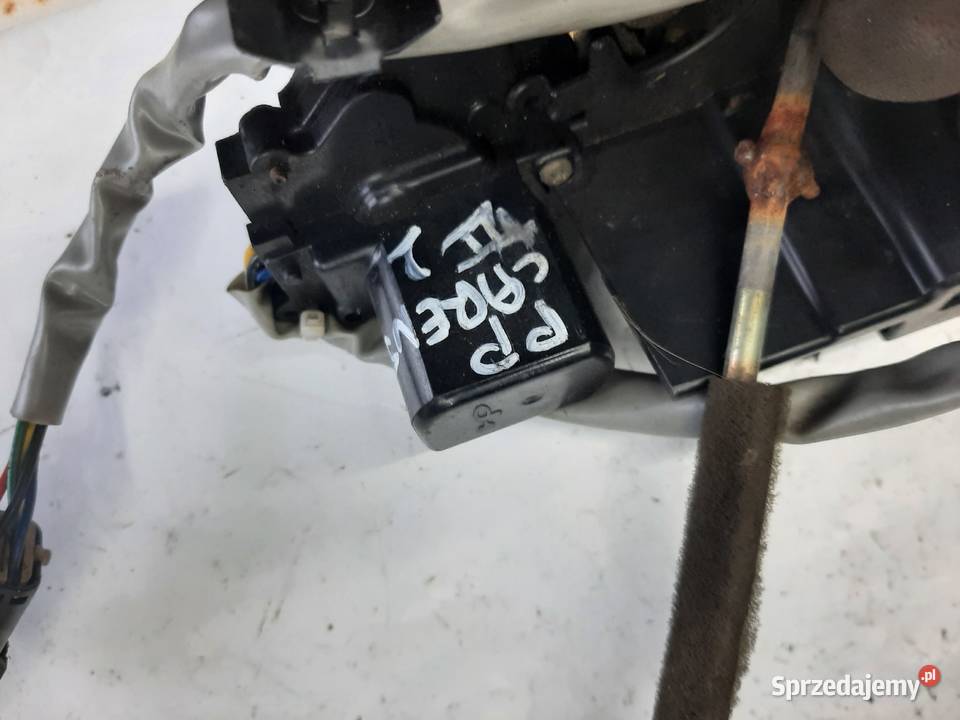 Kia Carens II Zamek Drzwi Prawy Przód Ksawerów