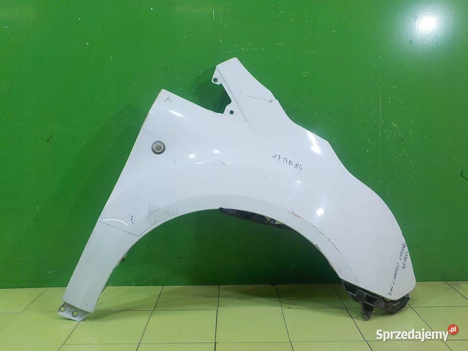 TRANSIT CONNECT MK2 15 TDCI 17r VAN L1 blotnik