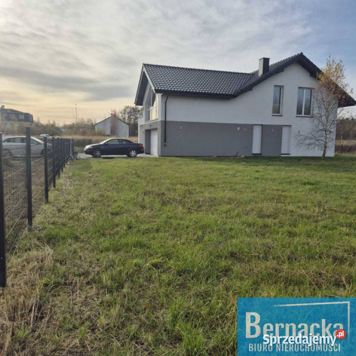 Nowoczesny dom wolnostojący duża działka