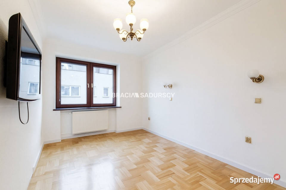 sprzedaży mieszkania 531m2 2 pokoje Kraków 16930zł/m2 sprzedam