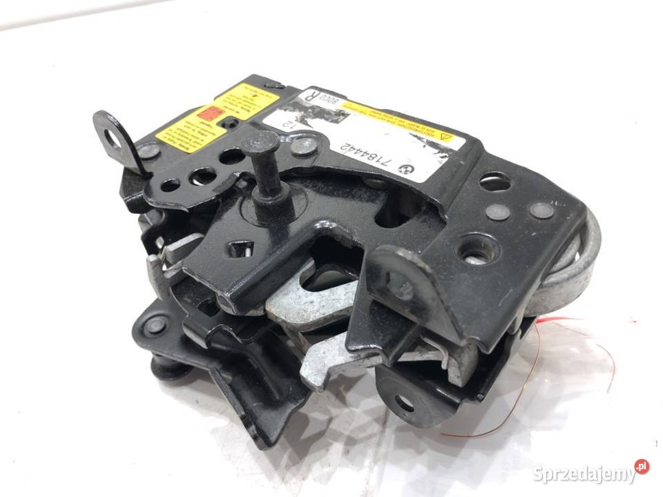 ZAMEK MASKI BMW F11 Kombi 7184442 0917