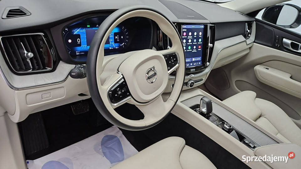 Volvo XC 60 B4 D AWD Plus Dark aut Z Polskiego serwisowany w ASO XC 60 Warszawa