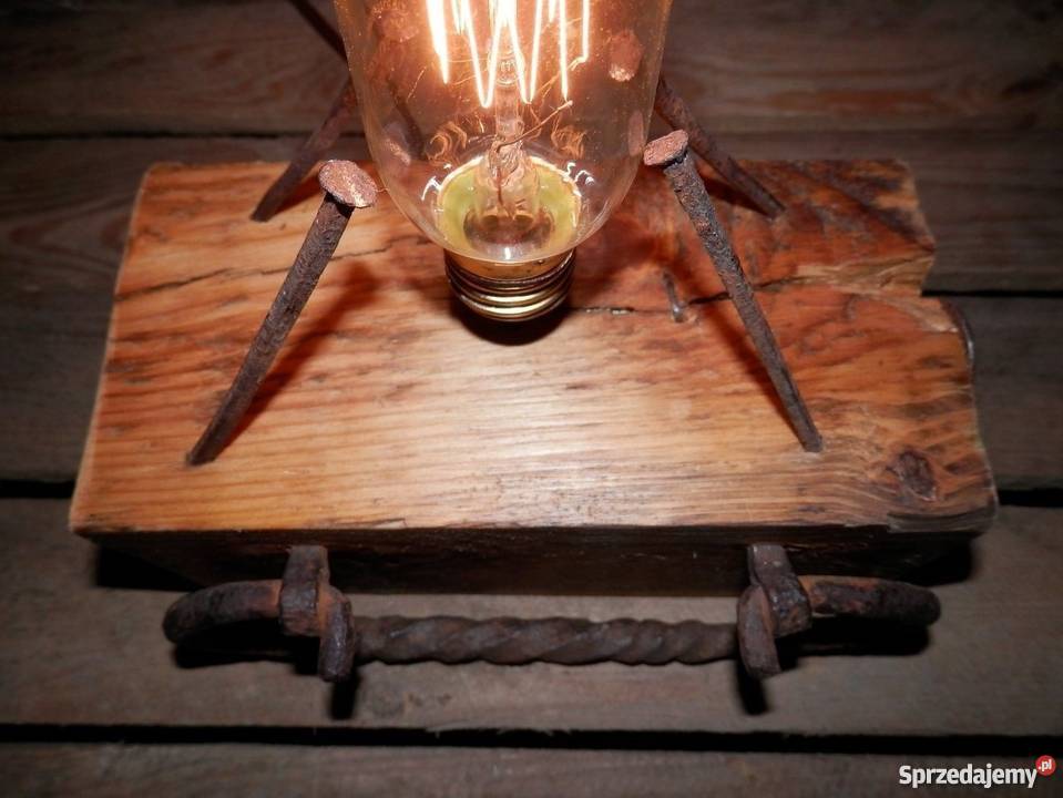 Lampa GWÓŹDŹKOWAL ręcznie wykonana ze starej Szczecinek
