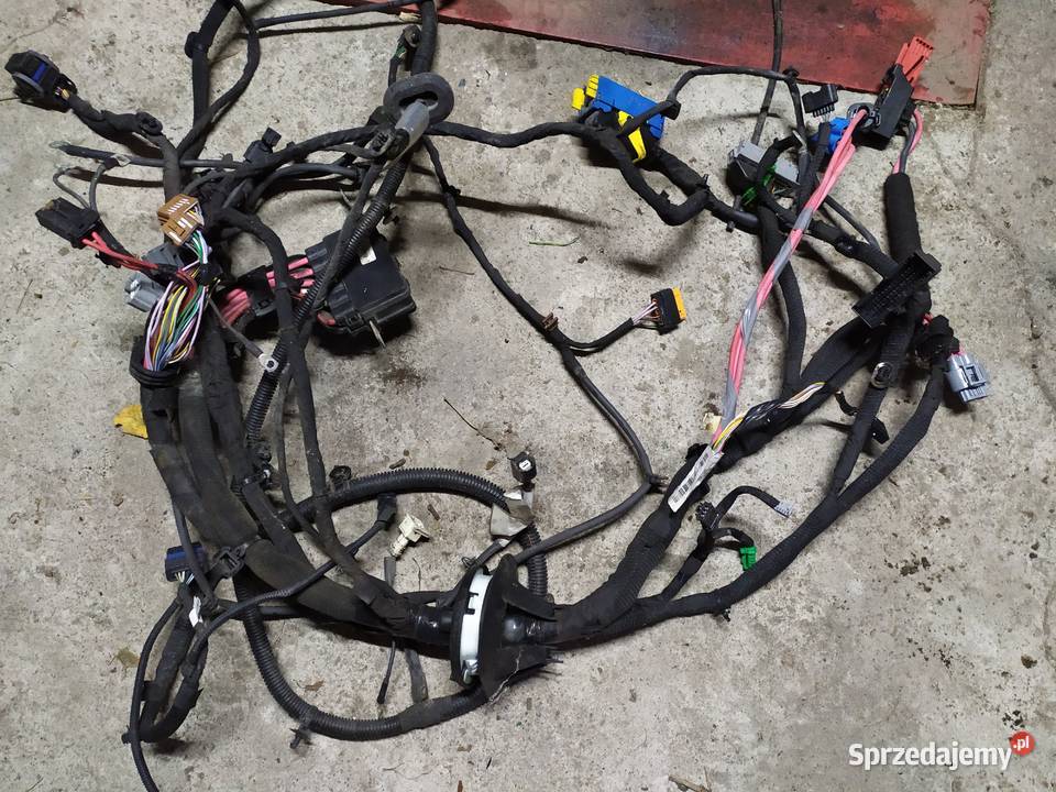 Wiązka elektryczna megane 3 Układ elektryczny Trzemeszno sprzedam
