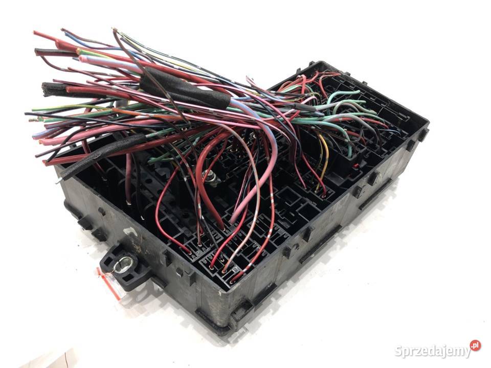 SKRZYNKA BEZPIECZNIKÓW MAZDA 3 BK BP4K66765 sprzedam