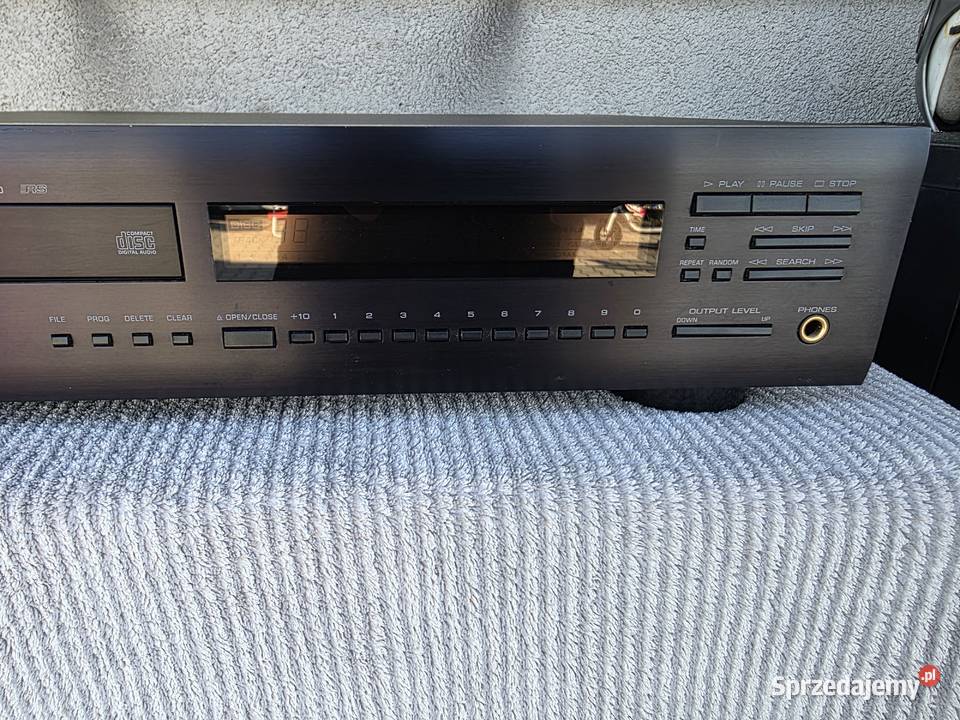 odtwarzacz cd yamaha cdx930 wysoki model Chełm Śląski
